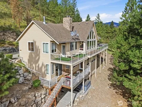 7371 Ridgeview Drive Chelan WA 98816