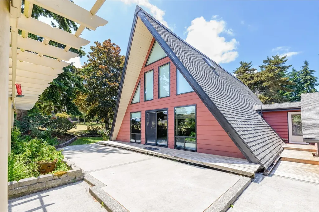 141 Bay Ridge Place Sequim WA 98382