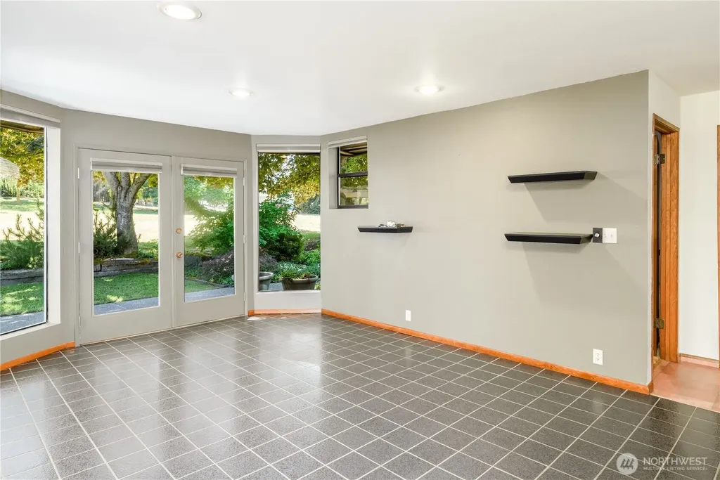 141 Bay Ridge Place Sequim WA 98382