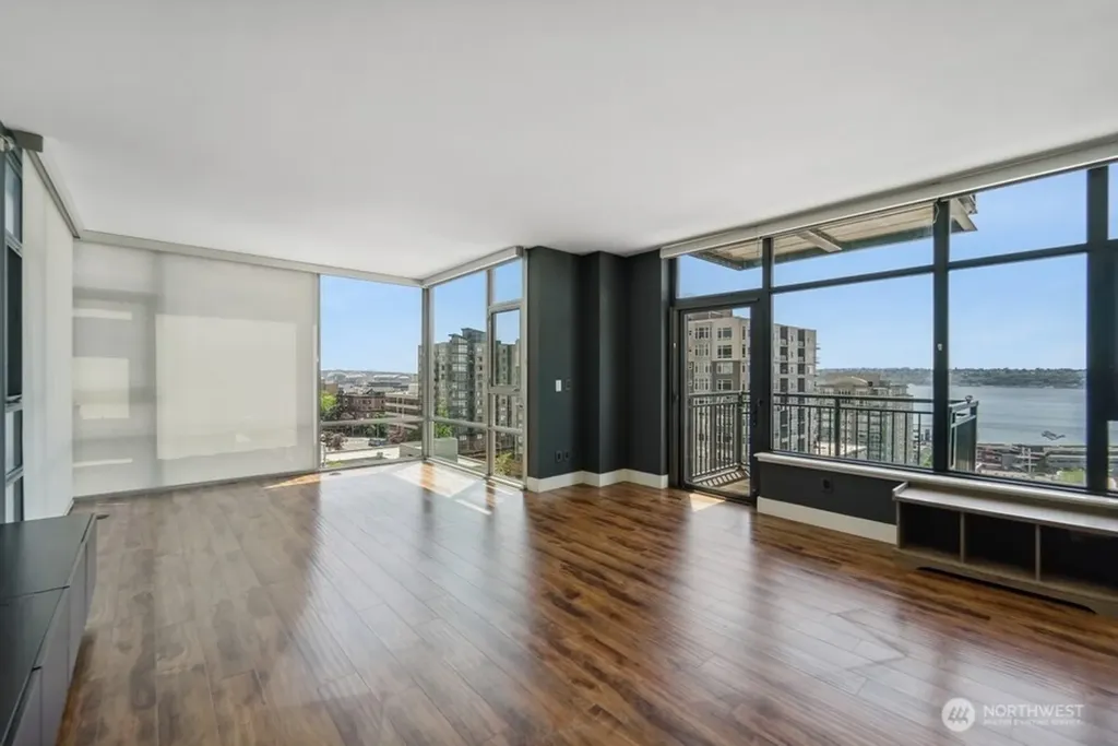 2911 2nd Avenue Seattle WA 98121