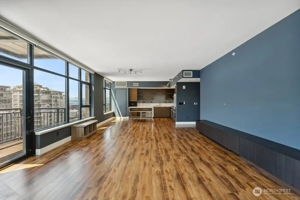 2911 2nd Avenue Seattle WA 98121