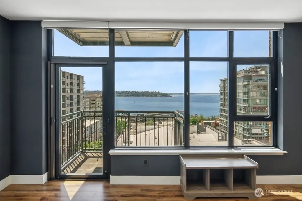 2911 2nd Avenue Seattle WA 98121