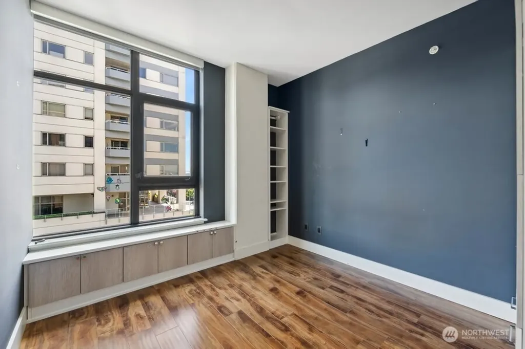 2911 2nd Avenue Seattle WA 98121
