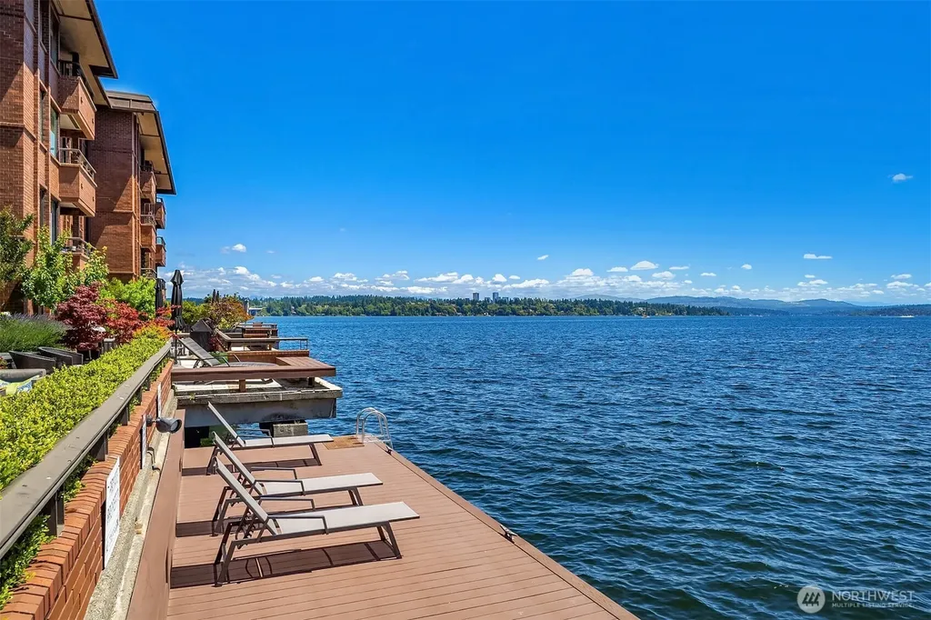 2330 43rd Avenue E Seattle WA 98112