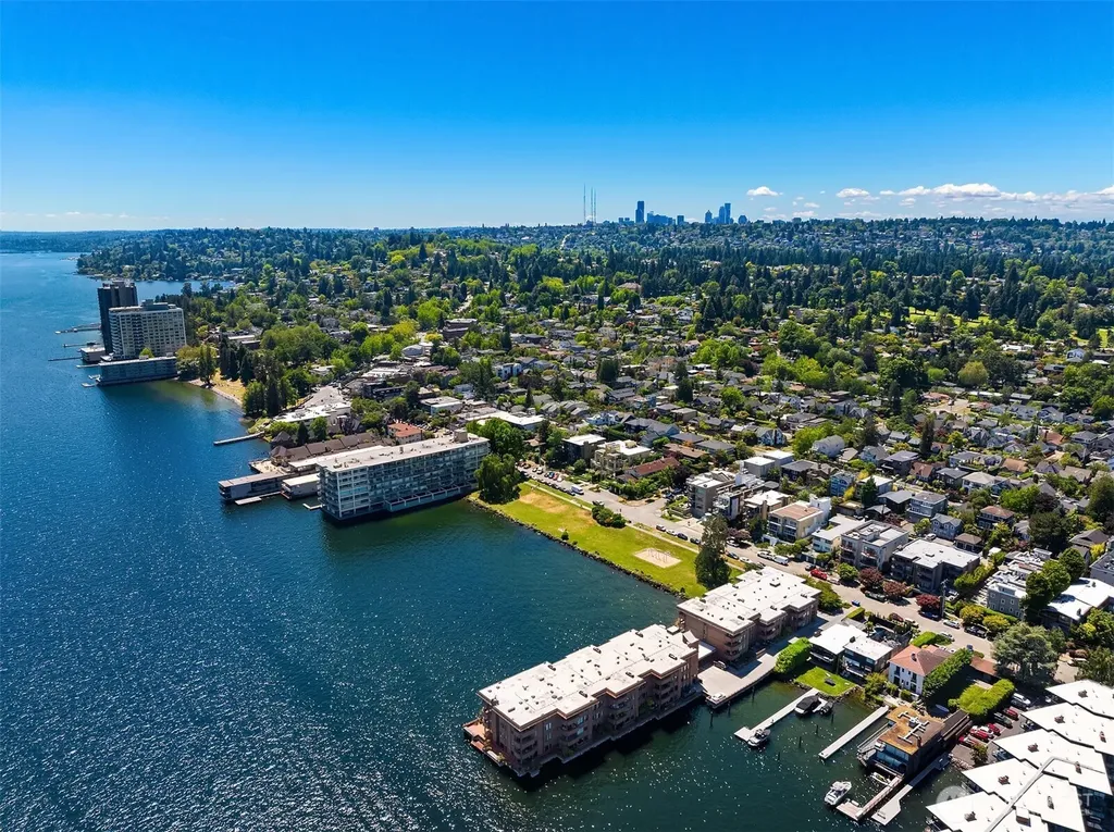 2330 43rd Avenue E Seattle WA 98112