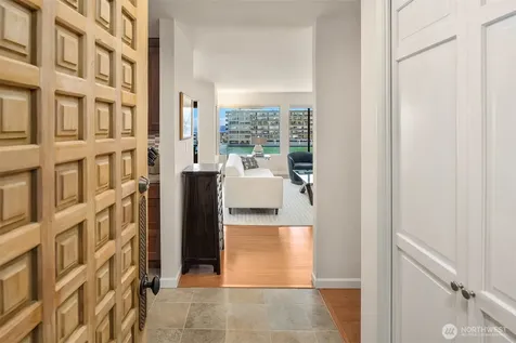 2330 43rd Avenue E Seattle WA 98112