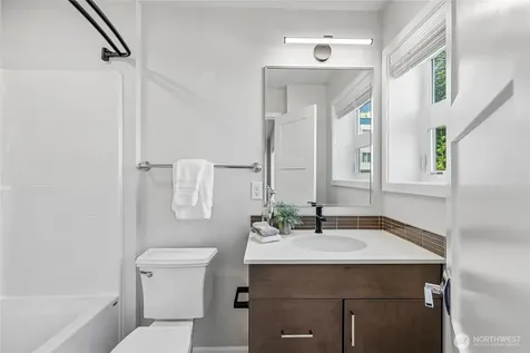 12120 76th Way NE Kirkland WA 98034