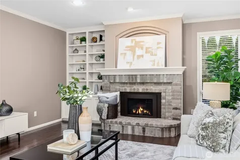 27174 27th Street Sammamish WA 98075
