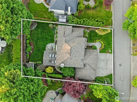27174 27th Street Sammamish WA 98075