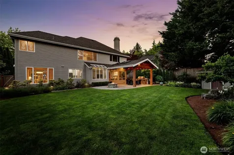 27174 27th Street Sammamish WA 98075