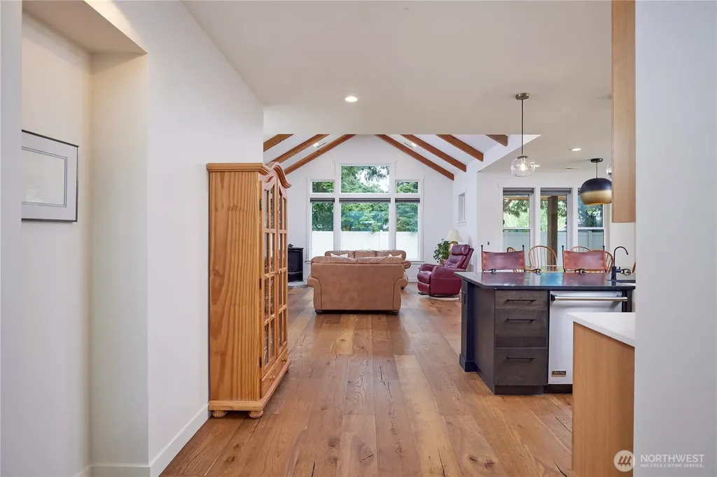 865 NE Makiah Court College Place WA 99324