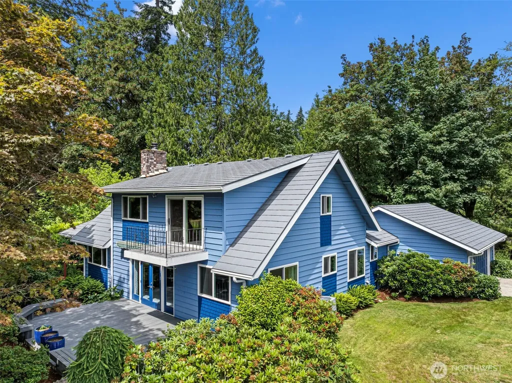 4973 Glenwood Road SW Port Orchard WA 98367
