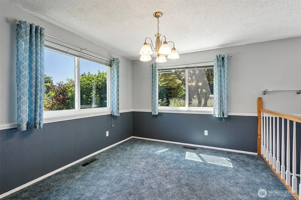 4973 Glenwood Road SW Port Orchard WA 98367