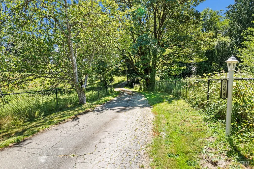 4973 Glenwood Road SW Port Orchard WA 98367