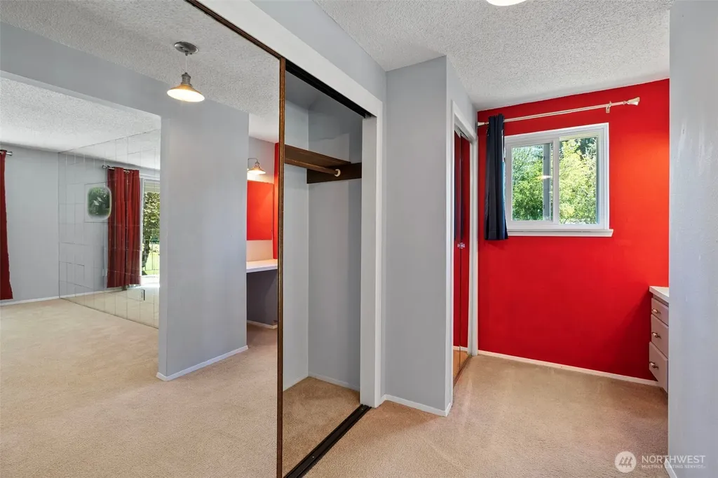 4973 Glenwood Road SW Port Orchard WA 98367