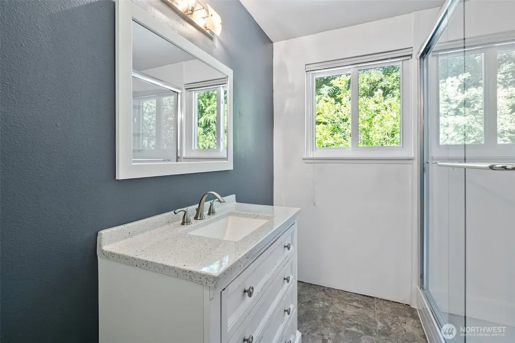4973 Glenwood Road SW Port Orchard WA 98367