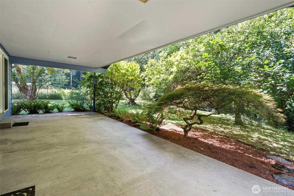 4973 Glenwood Road SW Port Orchard WA 98367