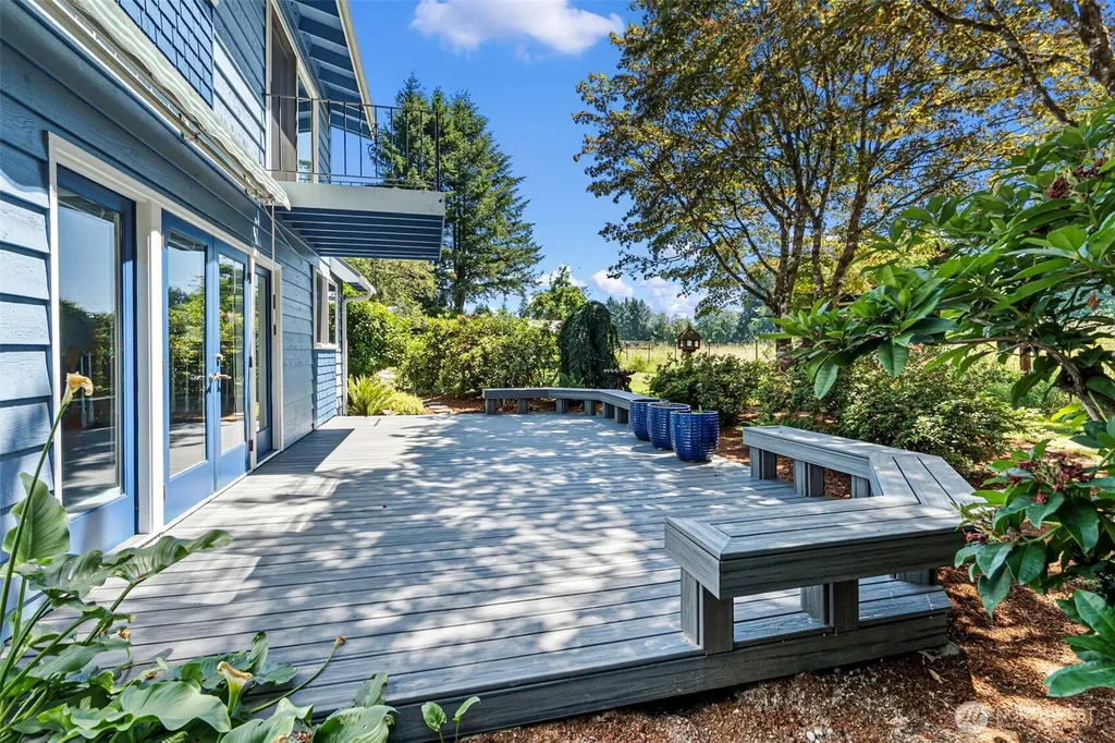 4973 Glenwood Road SW Port Orchard WA 98367