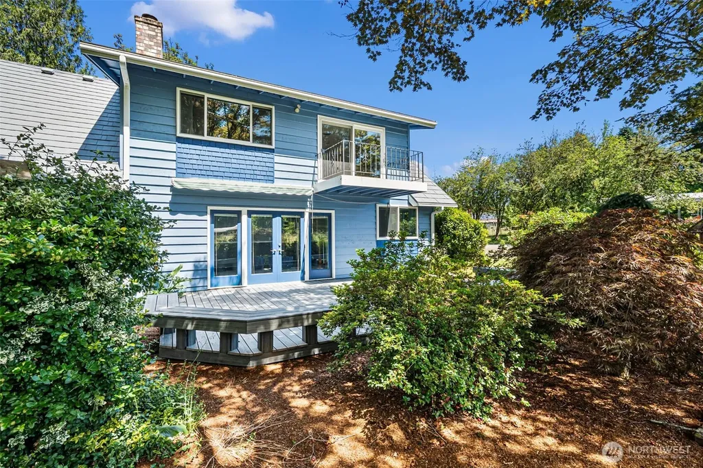 4973 Glenwood Road SW Port Orchard WA 98367