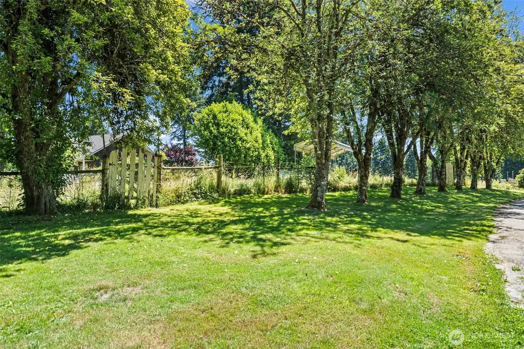 4973 Glenwood Road SW Port Orchard WA 98367