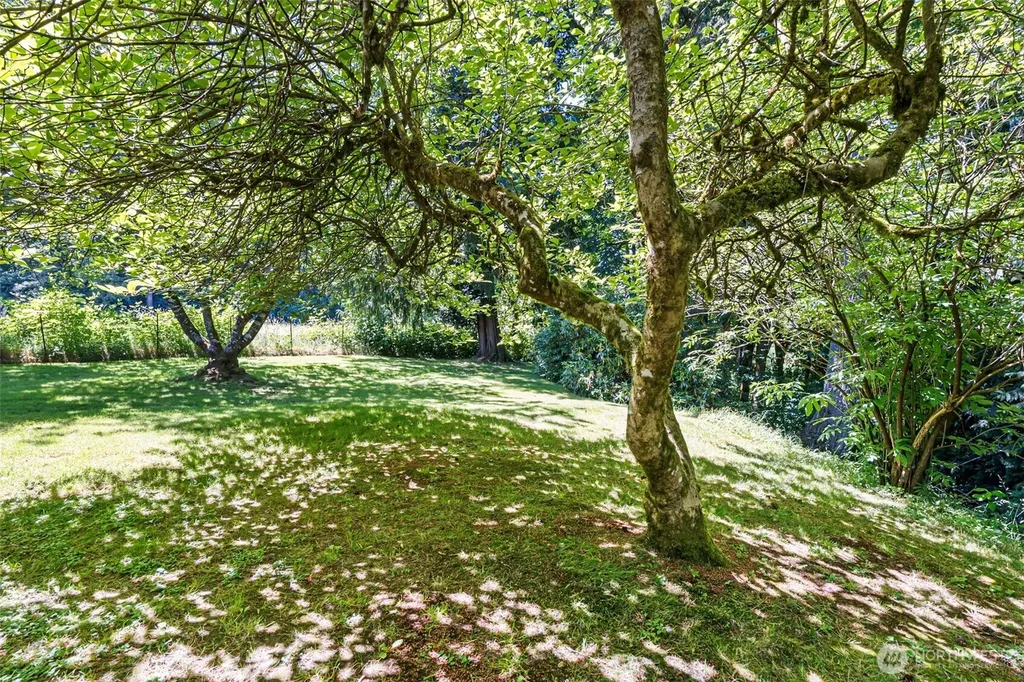 4973 Glenwood Road SW Port Orchard WA 98367