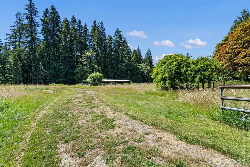 4973 Glenwood Road SW Port Orchard WA 98367