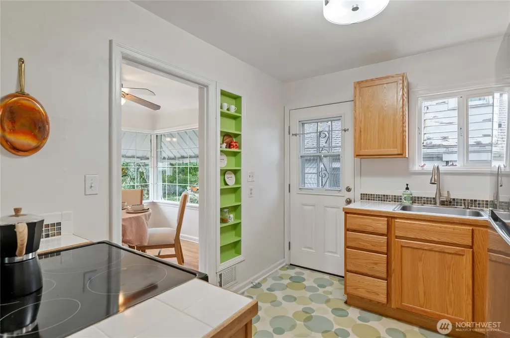 1710 8th Street Bremerton WA 98337