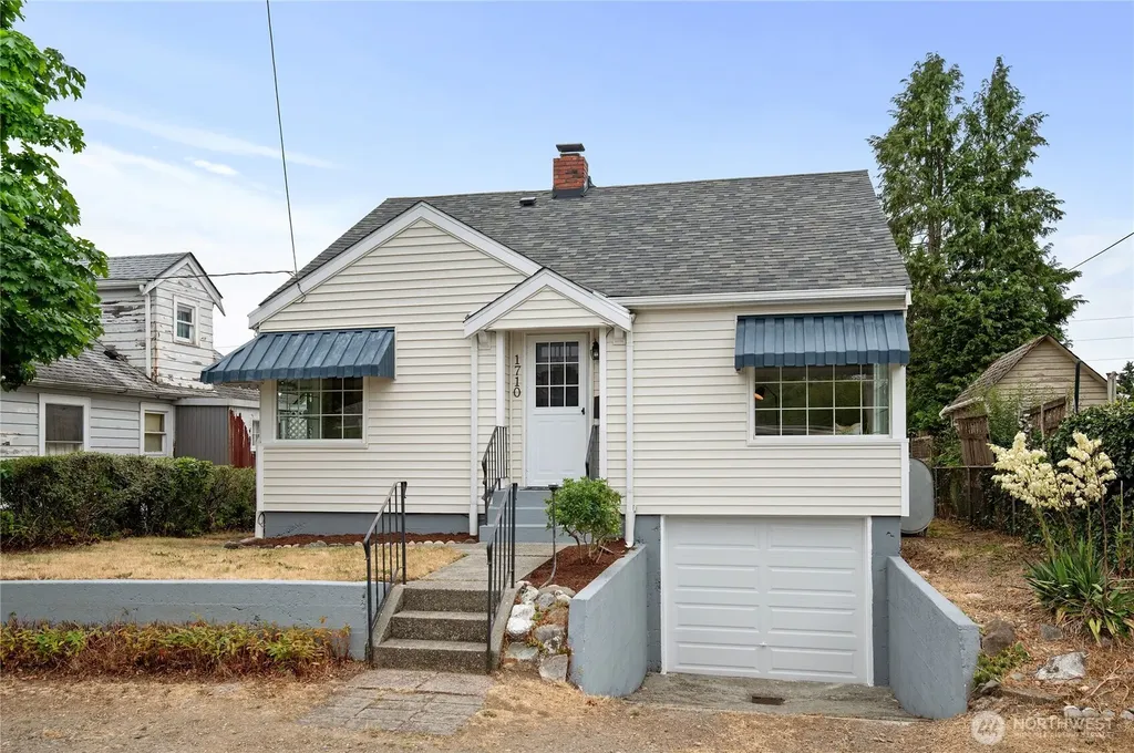 1710 8th Street Bremerton WA 98337