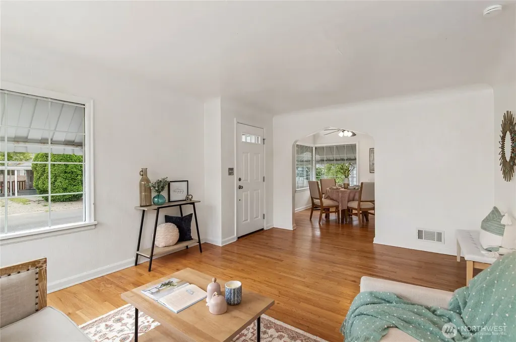 1710 8th Street Bremerton WA 98337