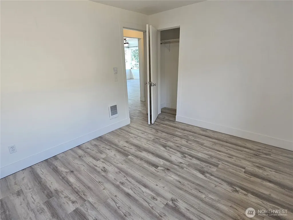 607 S H Street Port Angeles WA 98363