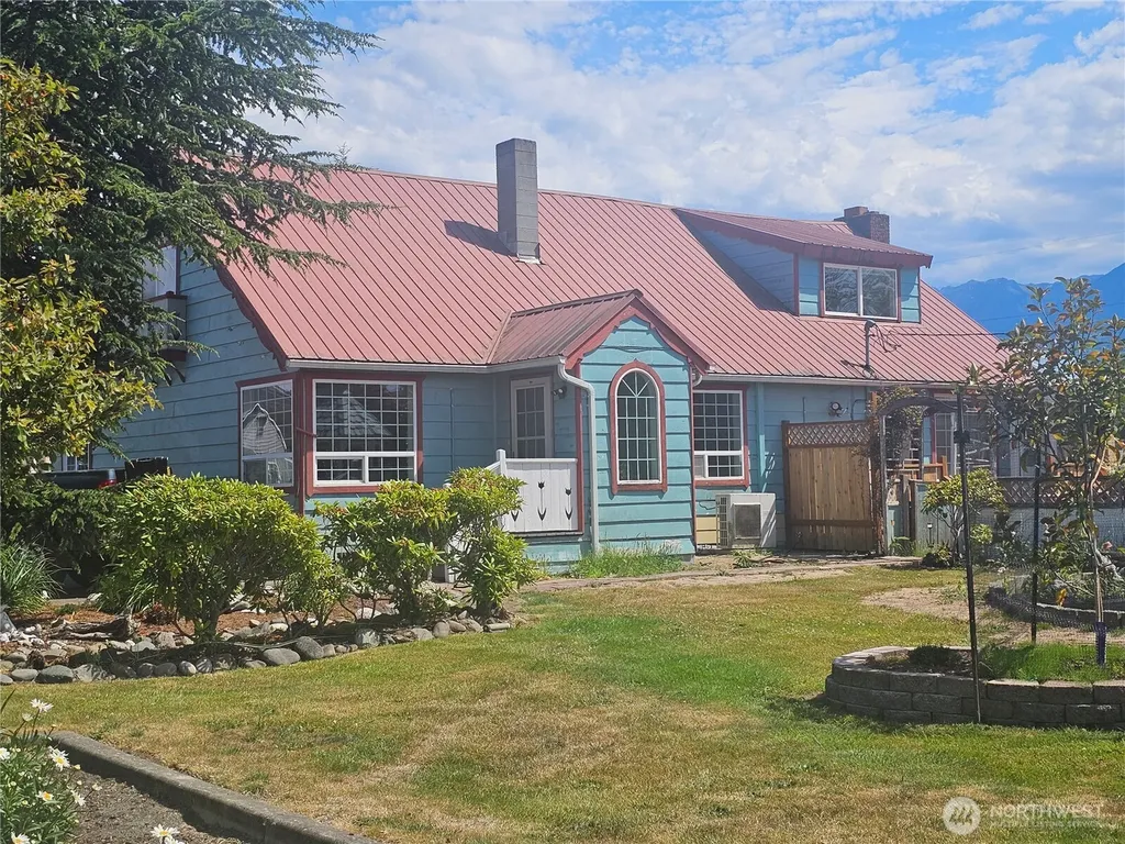 607 S H Street Port Angeles WA 98363