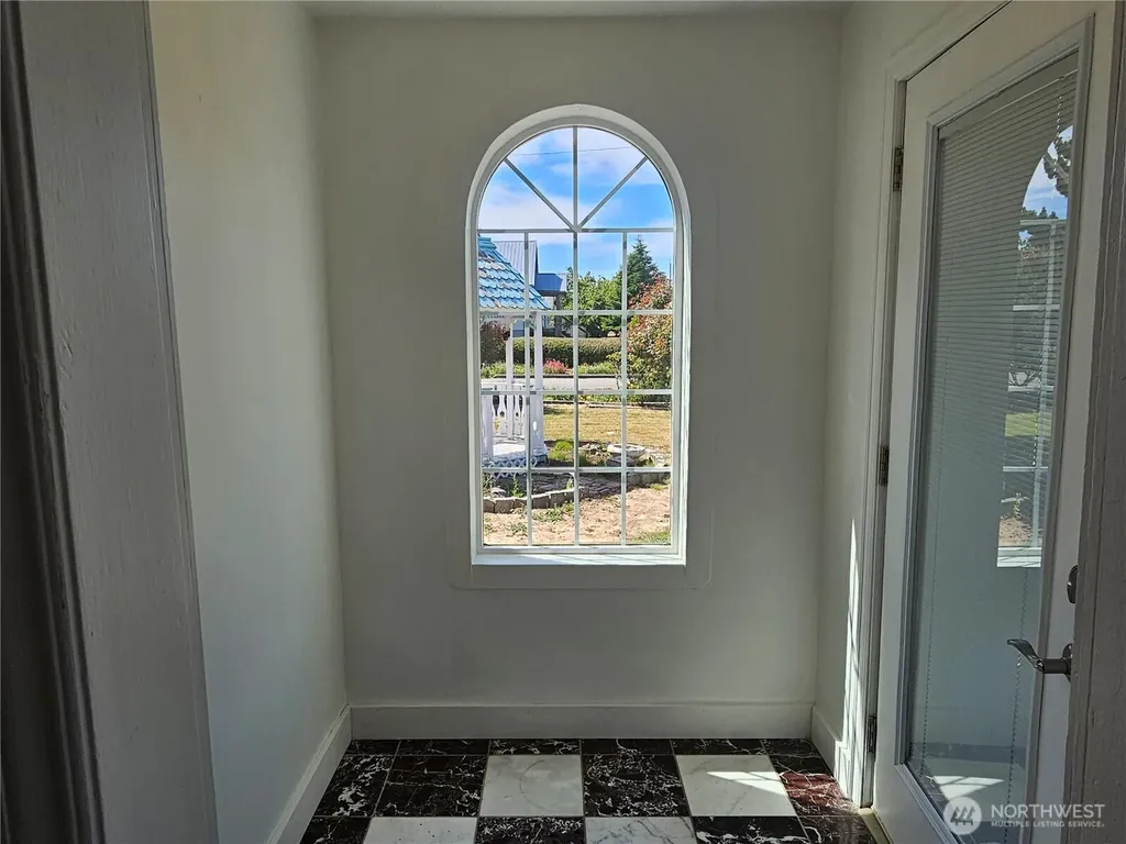 607 S H Street Port Angeles WA 98363
