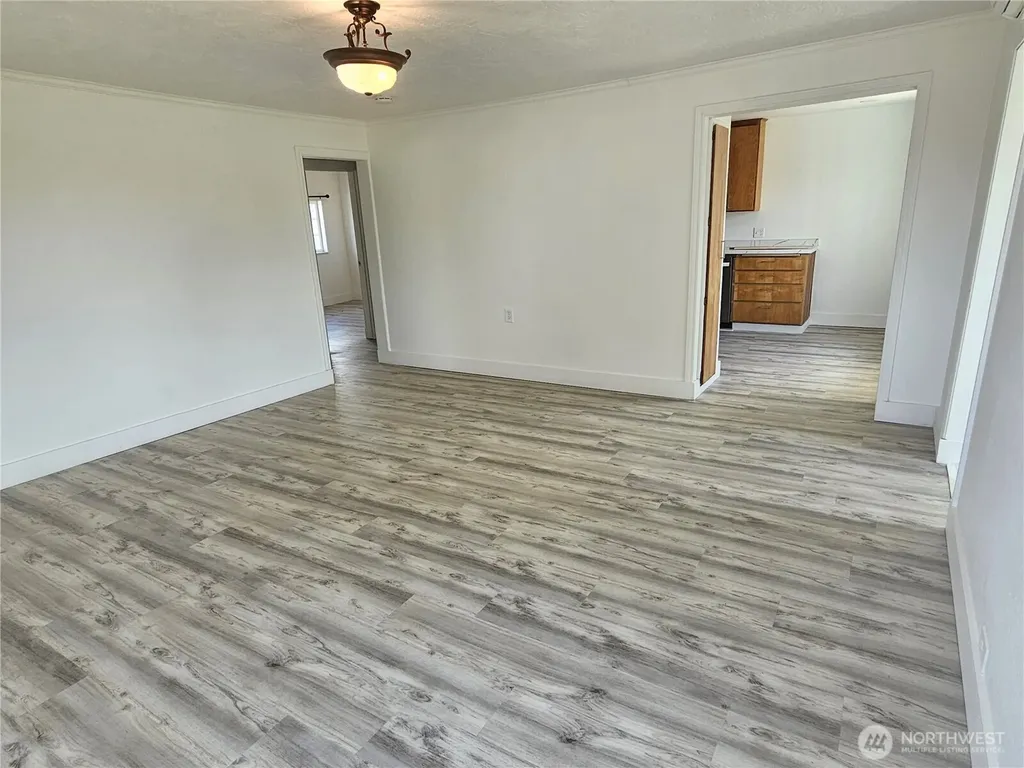 607 S H Street Port Angeles WA 98363