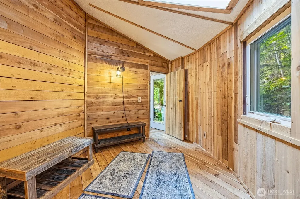 1217 Jamison Street Lummi Island WA 98262