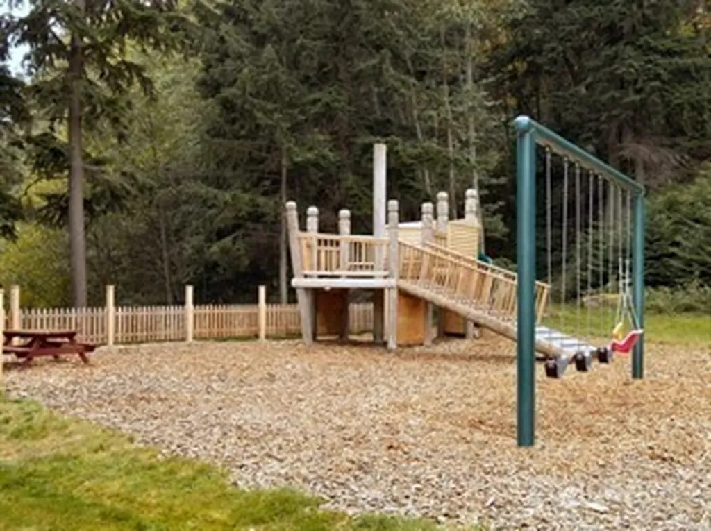 1217 Jamison Street Lummi Island WA 98262