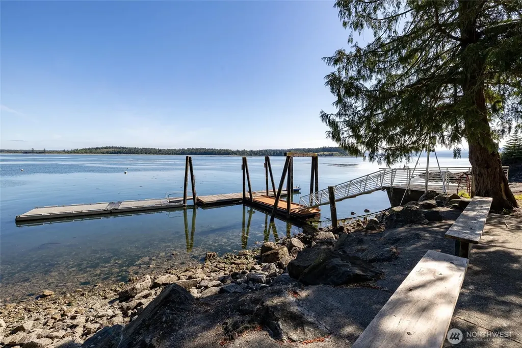 1217 Jamison Street Lummi Island WA 98262
