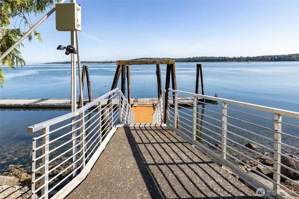 1217 Jamison Street Lummi Island WA 98262