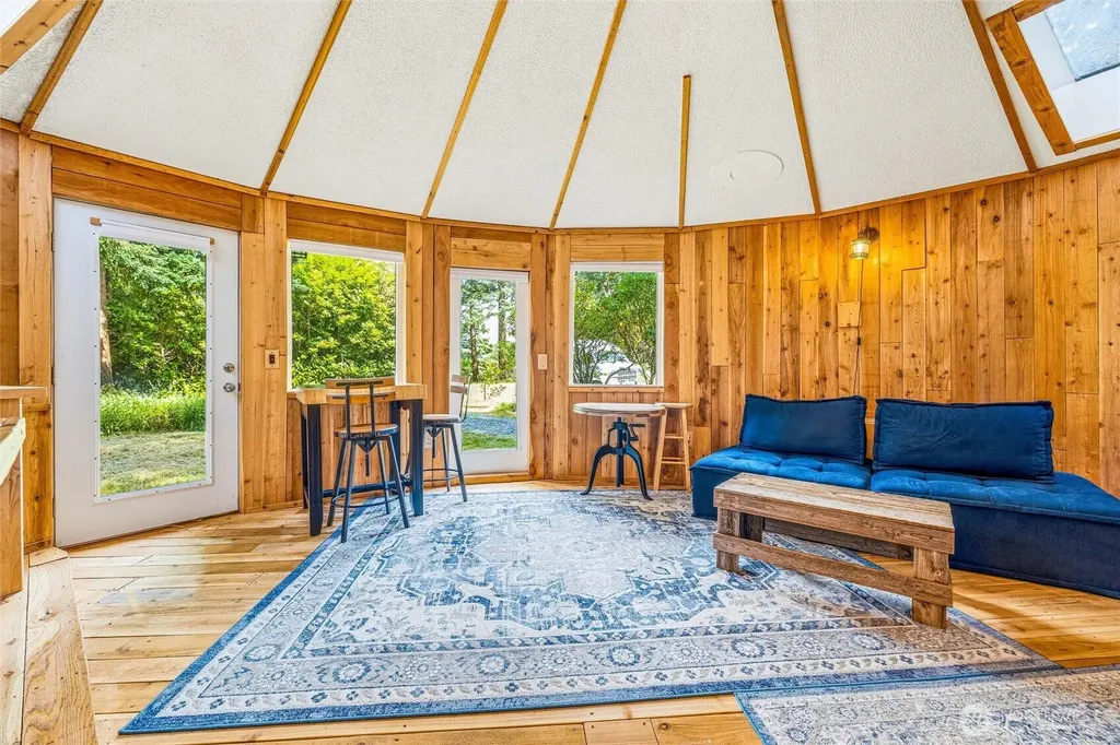 1217 Jamison Street Lummi Island WA 98262