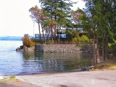 1217 Jamison Street Lummi Island WA 98262