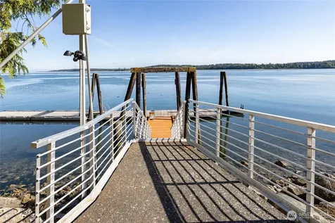 1217 Jamison Street Lummi Island WA 98262