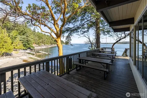 1217 Jamison Street Lummi Island WA 98262