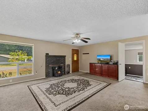 3808 139th Street NW Marysville WA 98271