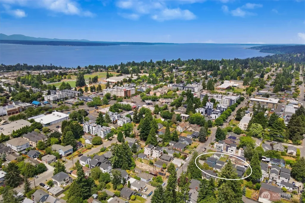 8738 13th Avenue NW Seattle WA 98117