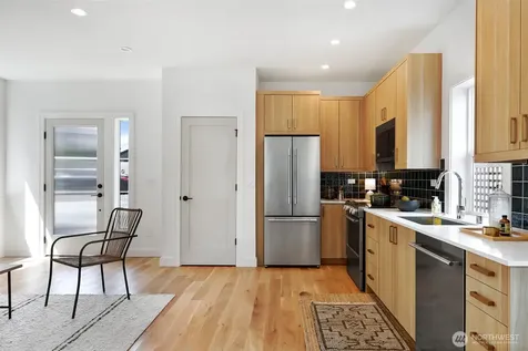 8738 13th Avenue NW Seattle WA 98117