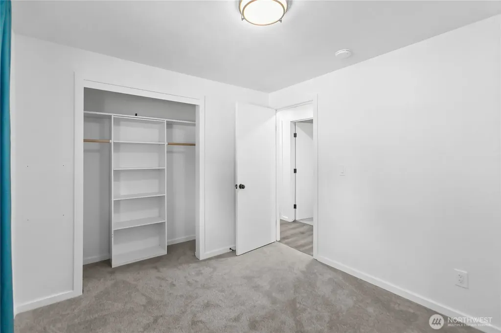 7008 Parkdale Drive NW Bremerton WA 98311
