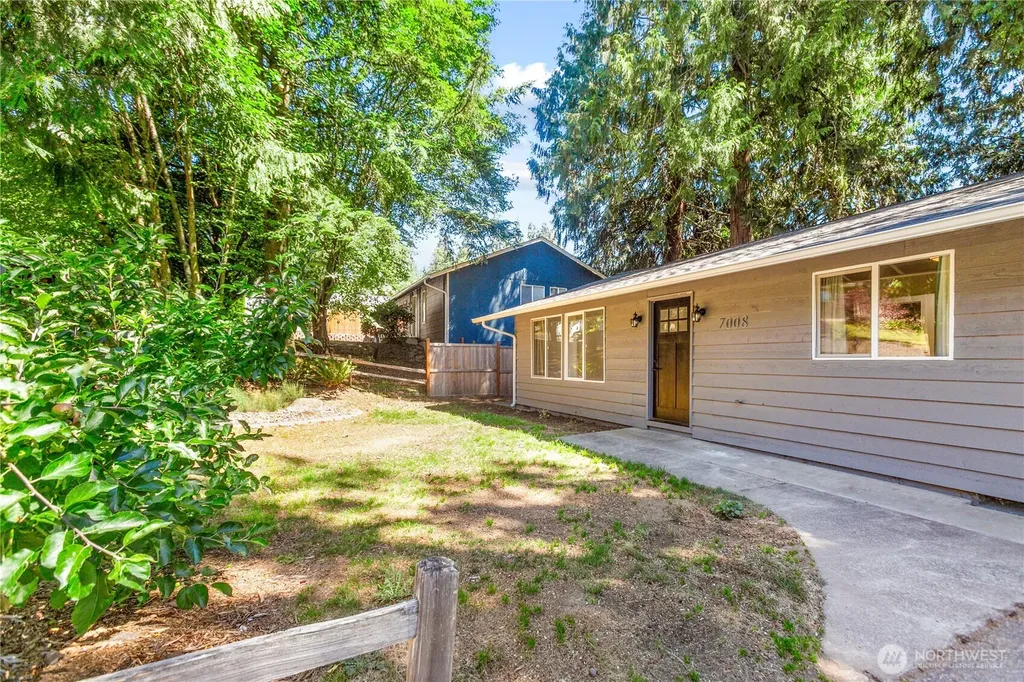 7008 Parkdale Drive NW Bremerton WA 98311