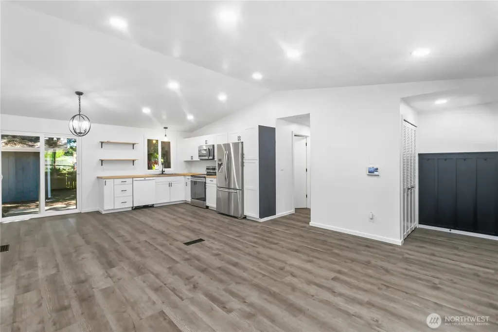 7008 Parkdale Drive NW Bremerton WA 98311