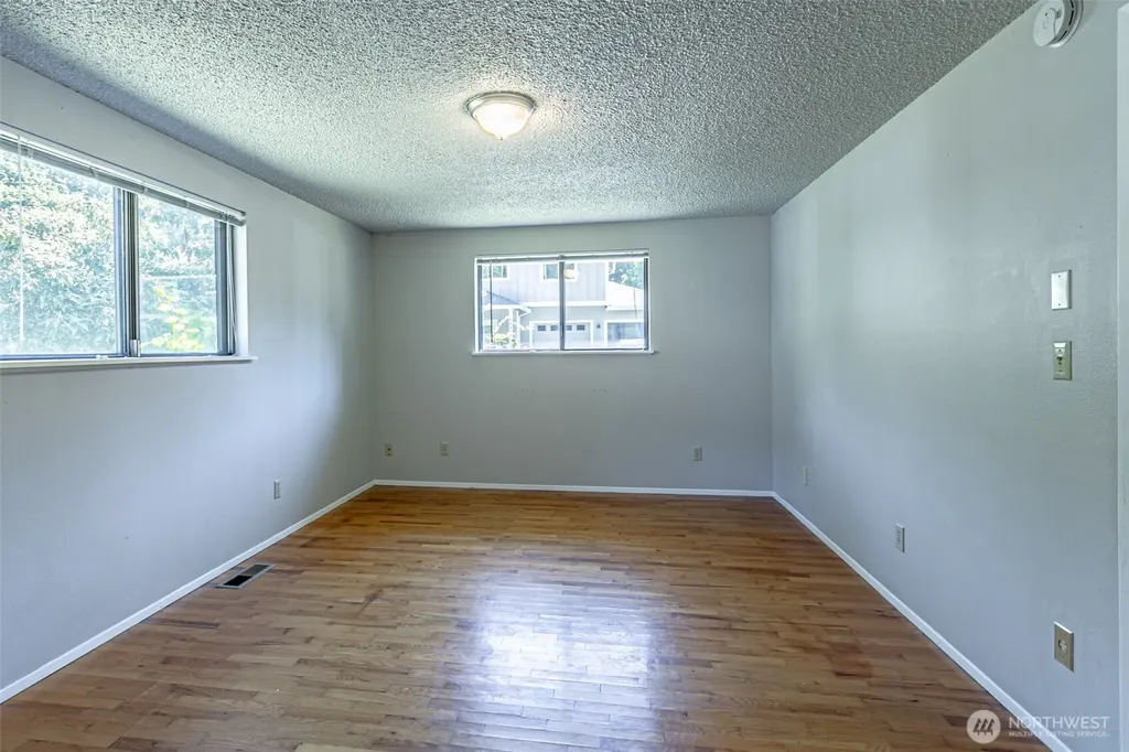2524 70th Avenue SW Tumwater WA 98512