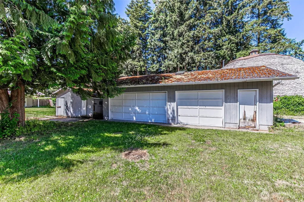2524 70th Avenue SW Tumwater WA 98512
