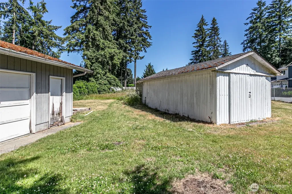 2524 70th Avenue SW Tumwater WA 98512